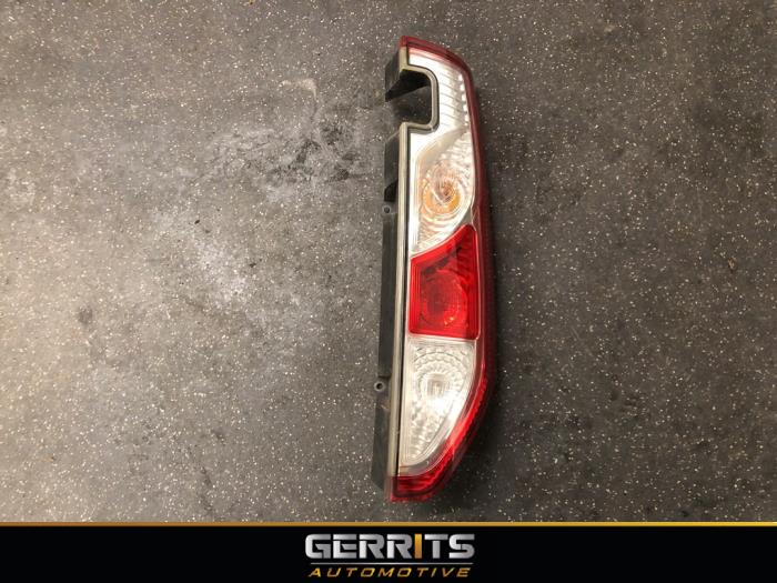 Taillight, right from a Renault Kangoo Express (FW) 1.5 dCi 75 FAP 2018