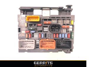 Used Fuse box Peugeot 308 SW (4E/H) 1.6 VTI 16V Price € 99,99 Margin scheme offered by Gerrits Automotive