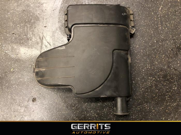 Begagnade Luftfilterhus Peugeot 107 1.0 12V Pris € 24,99 Marginaltabell erbjuds av Gerrits Automotive BV