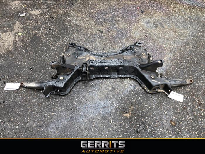 Usados Subchasis Peugeot 5008 I (0A/0E) 1.6 THP 16V Precio € 99,99 Norma de margen ofrecido por Gerrits Automotive BV