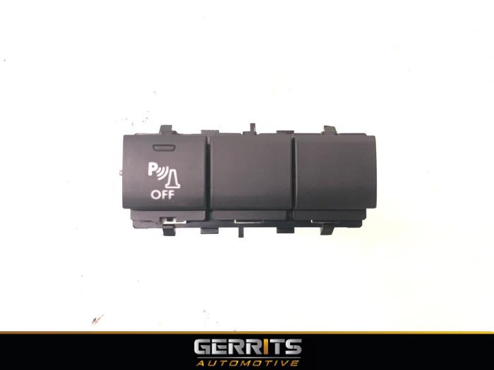 Usados Interruptor PDC Citroen Jumpy 1.6 Blue HDi 95 Precio € 24,19 IVA incluido ofrecido por Gerrits Automotive BV