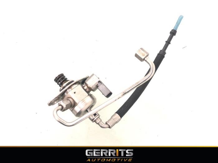 Begagnade Högtryckspump BMW 1 serie (F20) 120i 1.6 16V Pris € 349,99 Marginaltabell erbjuds av Gerrits Automotive BV