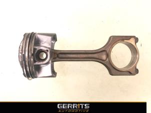 Piston d'un BMW 1 serie (F20) 120i 1.6 16V 2013