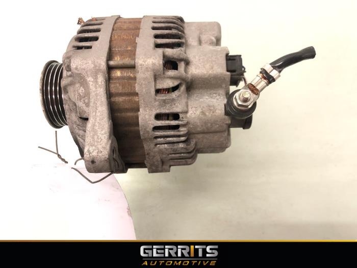 Usagé Dynamo Opel Agila (B) 1.0 12V Prix € 39,99 Règlement à la marge proposé par Gerrits Automotive BV