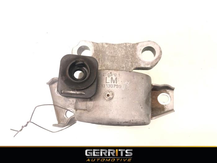 Gebrauchte Motorlager Opel Corsa D 1.4 16V Twinport Preis € 29,99 Margenregelung angeboten von Gerrits Automotive BV
