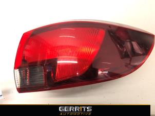Usagé Feu arrière droit Opel Astra K Sports Tourer 1.6 CDTI 110 16V Prix € 59,99 Règlement à la marge proposé par Gerrits Automotive BV