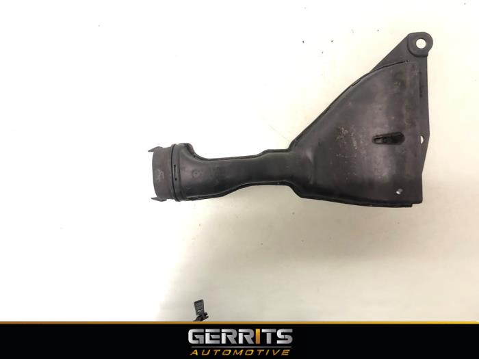 Begagnade Lufttratt Mitsubishi Colt (Z2/Z3) 1.3 16V Pris € 19,99 Marginaltabell erbjuds av Gerrits Automotive BV