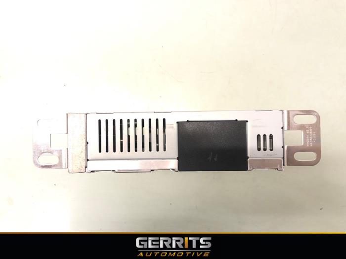 Usagé Module navigation Renault Megane IV Estate (RFBK) 1.3 TCE 100 16V Prix € 224,99 Règlement à la marge proposé par Gerrits Automotive BV