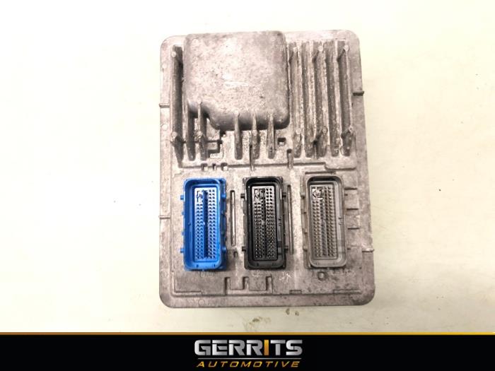 Used Engine management computer Opel Corsa E 1.0 SIDI Turbo 12V Price € 149,99 Margin scheme offered by Gerrits Automotive BV