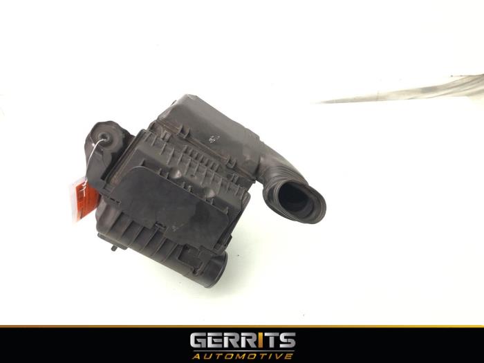 Gebrauchte Luftfiltergehäuse Renault Megane IV Estate (RFBK) 1.2 Energy TCE 100 Preis € 34,99 Margenregelung angeboten von Gerrits Automotive BV