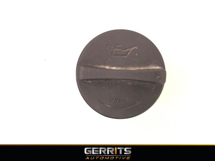 Gebrauchte Ölkappe Kia Carens IV (RP) 1.6 GDI 16V Preis € 19,99 Margenregelung angeboten von Gerrits Automotive BV