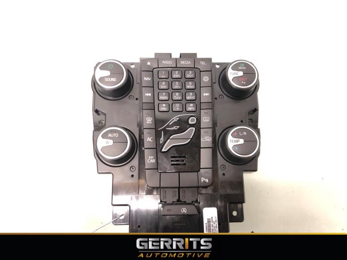 Used On-board computer controller Volvo V40 (MV) 2.0 D2 16V Price € 99,99 Margin scheme offered by Gerrits Automotive BV