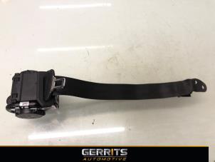 Usagé Ceinture arrière gauche Dacia Duster (SR) 1.2 TCE 16V Prix € 149,99 Règlement à la marge proposé par Gerrits Automotive BV