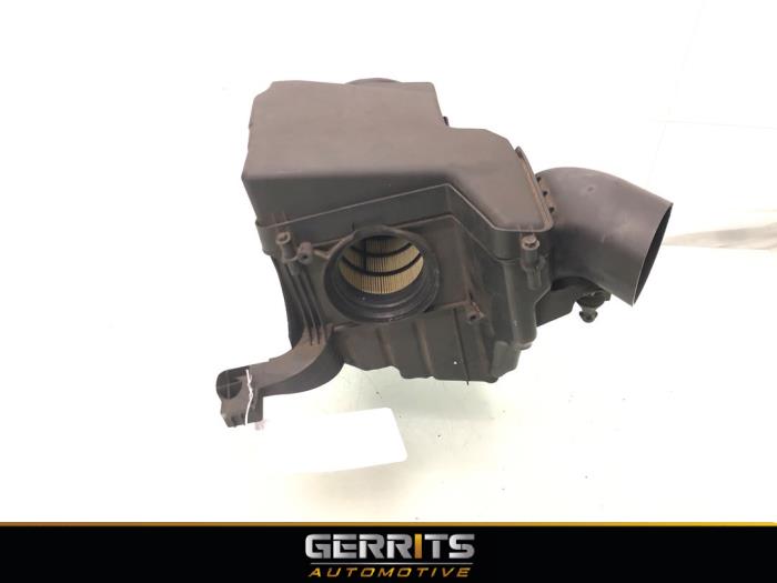 Begagnade Luftfilterhus Ford Focus 3 1.6 TDCi ECOnetic Pris € 49,99 Marginaltabell erbjuds av Gerrits Automotive BV