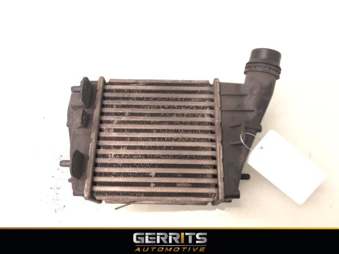 Usados Intercooler Renault Twingo II (CN) 1.5 dCi 90 FAP Precio € 29,99 Norma de margen ofrecido por Gerrits Automotive BV