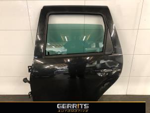 Usagé Portière 4portes arrière gauche Dacia Duster (HS) 1.6 16V Prix € 249,99 Règlement à la marge proposé par Gerrits Automotive BV