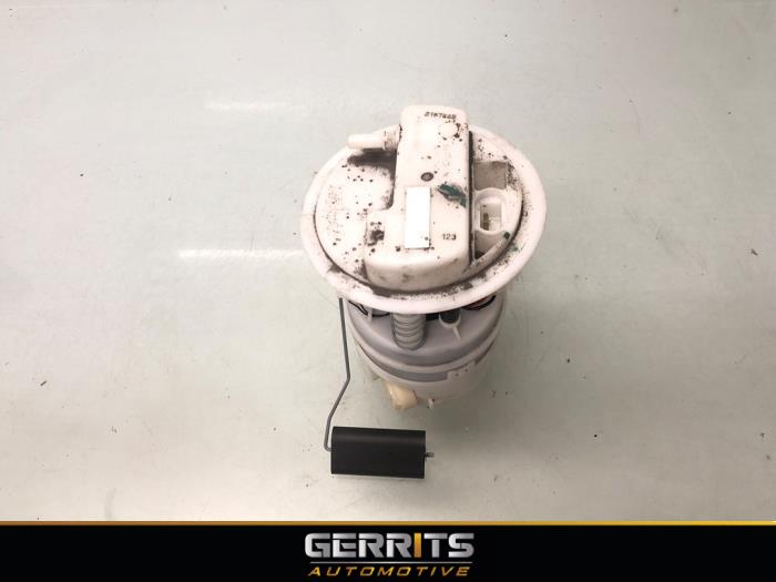 Gebrauchte Kraftstoffpumpe Elektrisch Dacia Duster (HS) 1.6 16V Preis € 49,99 Margenregelung angeboten von Gerrits Automotive BV