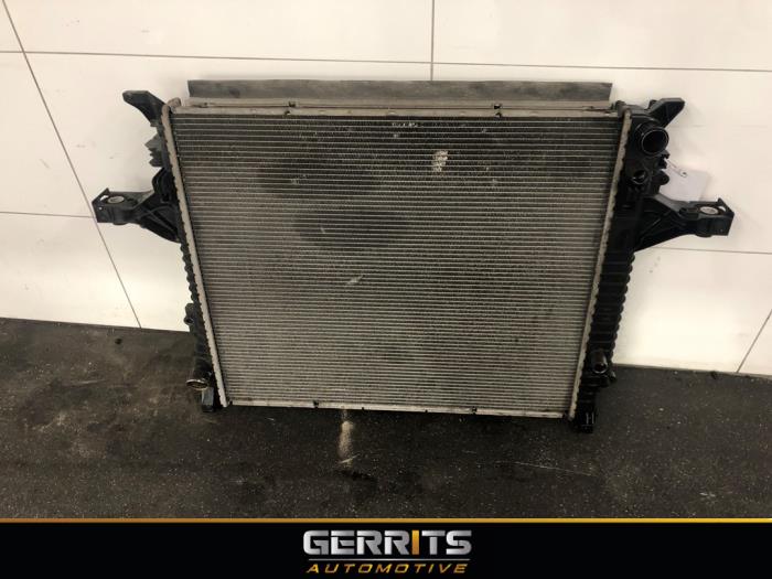 Usagé Radiateur Volvo XC90 I 2.4 D5 20V Prix € 74,99 Règlement à la marge proposé par Gerrits Automotive BV