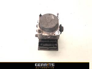 Usagé Pompe ABS Fiat 500C (312) 0.9 TwinAir 85 Prix € 39,99 Règlement à la marge proposé par Gerrits Automotive BV