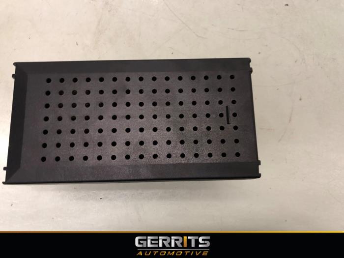 Central electronic Modul van een Volvo XC70 (SZ) XC70 2.5 T 20V 2003