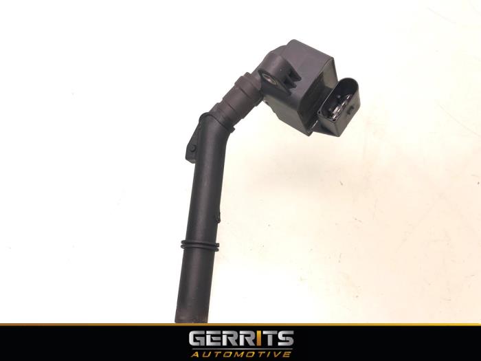 Usagé Bobine Mercedes A (177.0) 2.0 A-250 Turbo 16V Prix € 24,99 Règlement à la marge proposé par Gerrits Automotive BV