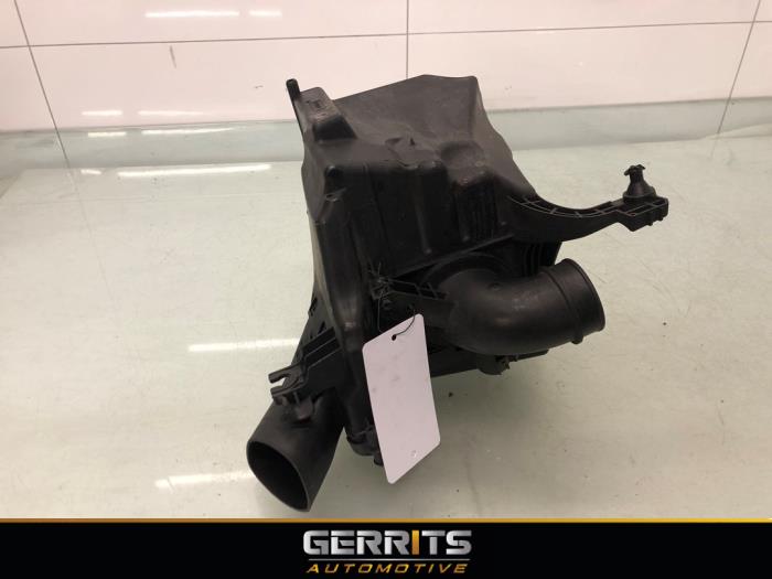 Begagnade Luftfilterhus Ford Focus 3 Wagon 1.0 Ti-VCT EcoBoost 12V 100 Pris € 34,99 Marginaltabell erbjuds av Gerrits Automotive BV