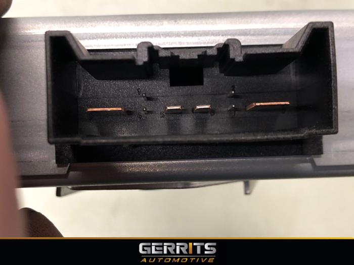 Start/Stop computer from a Ford Focus 3 Wagon 1.0 Ti-VCT EcoBoost 12V 100 2016
