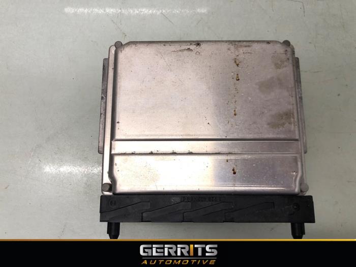 Used Engine management computer Volvo V70 (SW) 2.3 T5 20V Price € 124,99 Margin scheme offered by Gerrits Automotive BV