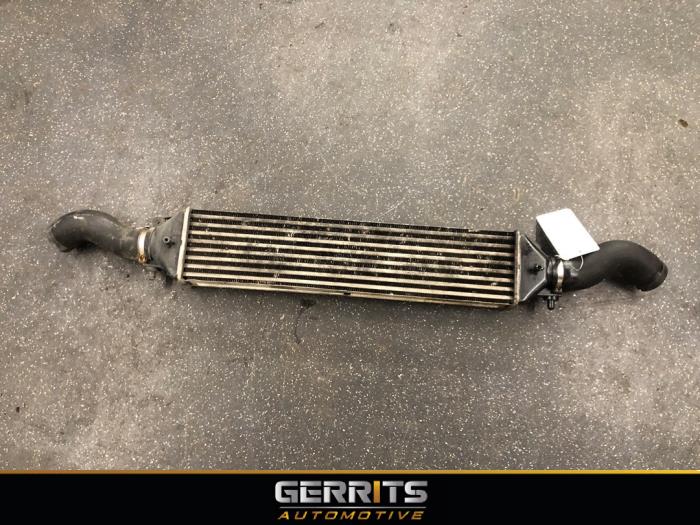 Usados Intercooler Fiat Doblo Cargo (263) 1.3 MJ 16V DPF Euro 5 Precio € 90,74 IVA incluido ofrecido por Gerrits Automotive BV