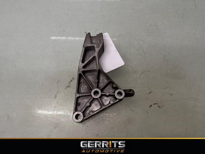 Used Engine mount Opel Meriva (B) 1.4 Turbo 16V ecoFLEX Price € 34,99 Margin scheme offered by Gerrits Automotive BV
