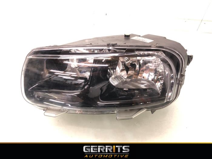 Używane Reflektor lewy Citroen C4 Cactus (0B/0P) 1.2 PureTech 82 12V Cena € 149,99 Procedura marży oferowane przez Gerrits Automotive BV