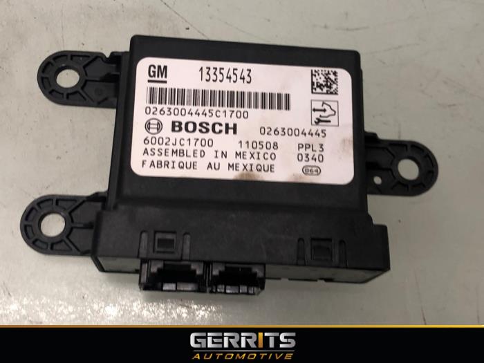 Begagnade PDC-modul Opel Astra J Sports Tourer (PD8/PE8/PF8) 1.3 CDTI 16V ecoFlex Pris € 39,99 Marginaltabell erbjuds av Gerrits Automotive BV