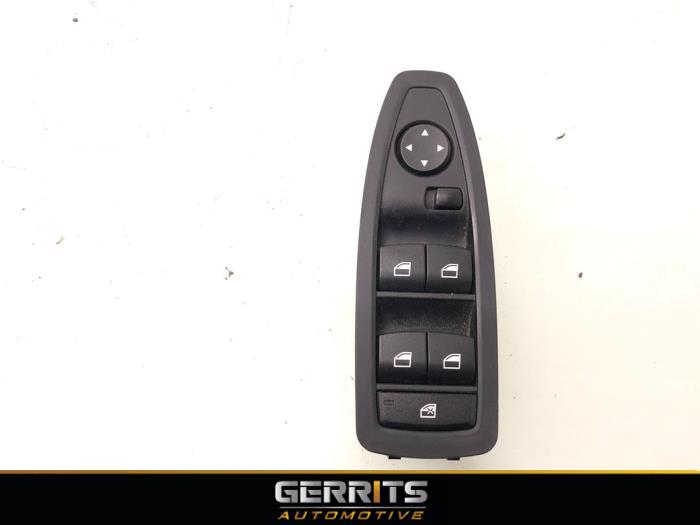 Usados Interruptor combinado de ventanillas BMW 1 serie (F20) 116i 1.6 16V Precio € 49,99 Norma de margen ofrecido por Gerrits Automotive BV