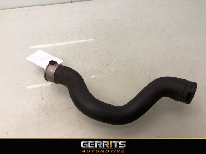 Usagé Tuyau intercooler Opel Meriva (B) 1.4 Turbo 16V Ecotec Prix € 24,99 Règlement à la marge proposé par Gerrits Automotive BV