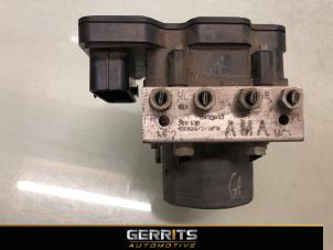 Pompe ABS d'un Opel Meriva (B) 1.4 Turbo 16V Ecotec 2013