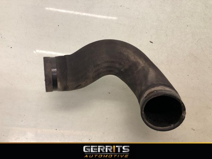 Gebrauchte Intercooler Schlauch Peugeot Boxer (U9) 2.2 HDi 150 Preis € 24,19 Mit Mehrwertsteuer angeboten von Gerrits Automotive BV