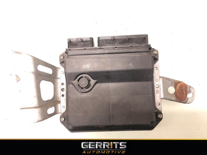 Used Engine management computer Toyota Yaris II (P9) 1.3 16V VVT-i Price € 74,99 Margin scheme offered by Gerrits Automotive BV