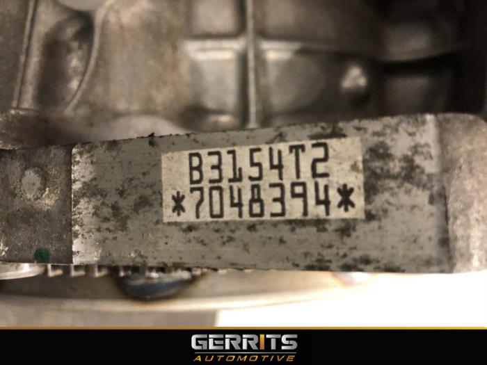 Motor van een Volvo XC40 (XZ) 1.5 T3 12V 2022