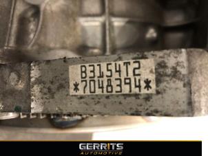 Motor van een Volvo XC40 (XZ) 1.5 T3 12V 2022