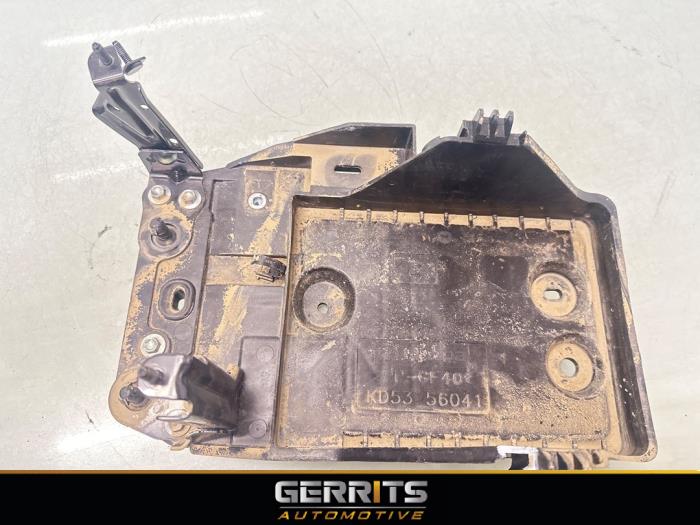 Begagnade Batterilåda Mazda CX-5 I (KE,GH) 2.0 SkyActiv-G 16V 2WD Pris € 24,99 Marginaltabell erbjuds av Gerrits Automotive BV