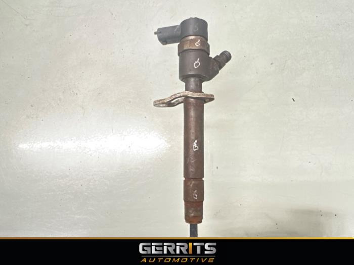 Usagé Injecteurs Volvo V70 (BW) 2.4 D5 20V Prix € 99,99 Règlement à la marge proposé par Gerrits Automotive BV