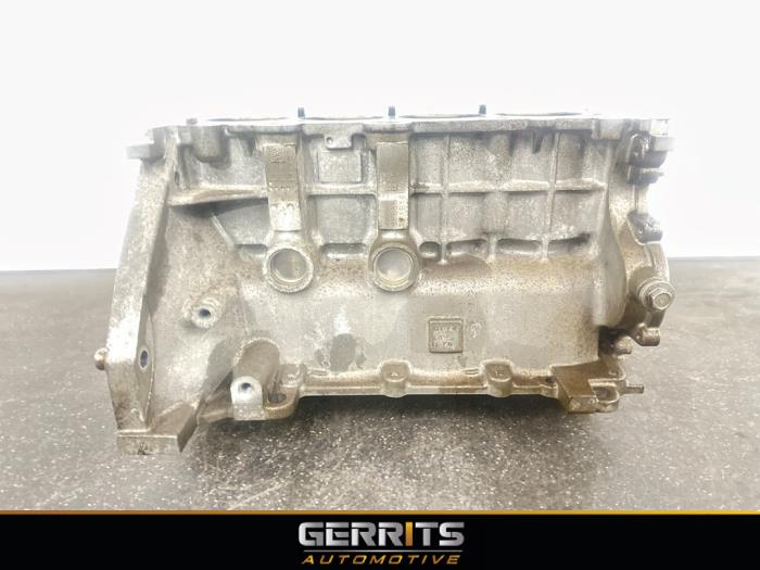 Used Engine crankcase Kia Picanto (TA) 1.2 16V Price € 199,99 Margin scheme offered by Gerrits Automotive BV