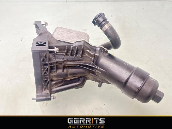 Gebrauchte Ölfiltergehäuse BMW 3 serie Touring (F31) 318i 1.5 TwinPower Turbo 12V Preis € 99,99 Margenregelung angeboten von Gerrits Automotive BV