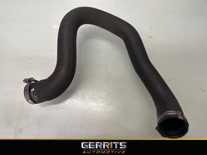Gebrauchte Intercooler Schlauch Peugeot 308 SW (L4/L9/LC/LJ/LR) 1.2 12V e-THP PureTech 130 Preis € 24,99 Margenregelung angeboten von Gerrits Automotive BV