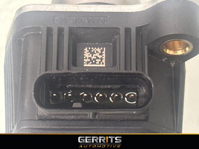 Nockenwelle Sensor van een Mercedes-Benz CLA (118.3) 1.3 CLA-200 Turbo 16V 2020