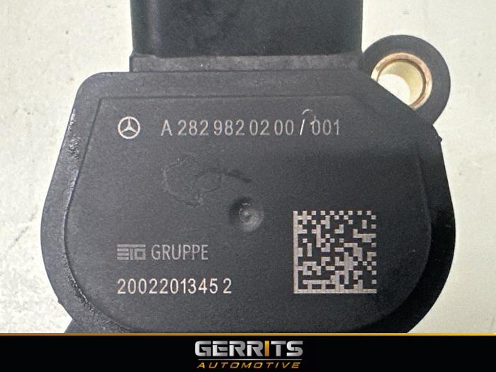 Nockenwelle Sensor van een Mercedes-Benz CLA (118.3) 1.3 CLA-200 Turbo 16V 2020