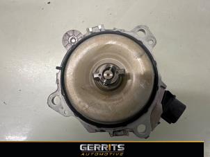 Nockenwelle Sensor van een Toyota Corolla Cross 2.0 VVT-i 16V Hybrid 200 2022