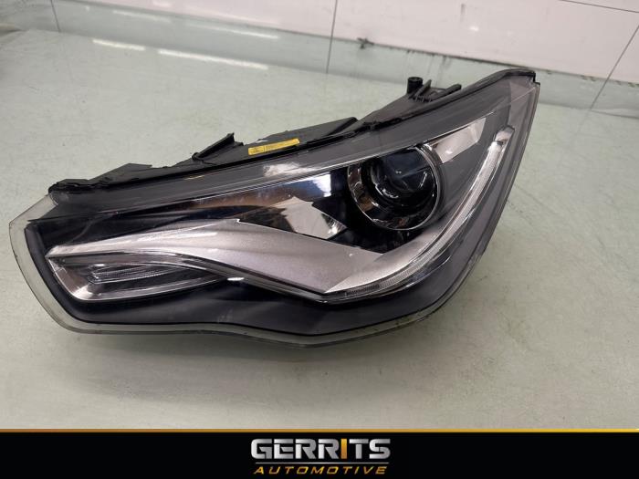 Używane Reflektor lewy Audi A1 (8X1/8XK) 1.4 TFSI 16V 122 Cena € 499,99 Procedura marży oferowane przez Gerrits Automotive BV