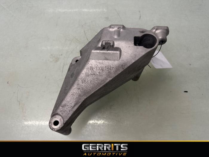 Used Engine mount Opel Adam 1.0 Ecotec 12V SIDI Turbo Price € 24,99 Margin scheme offered by Gerrits Automotive BV
