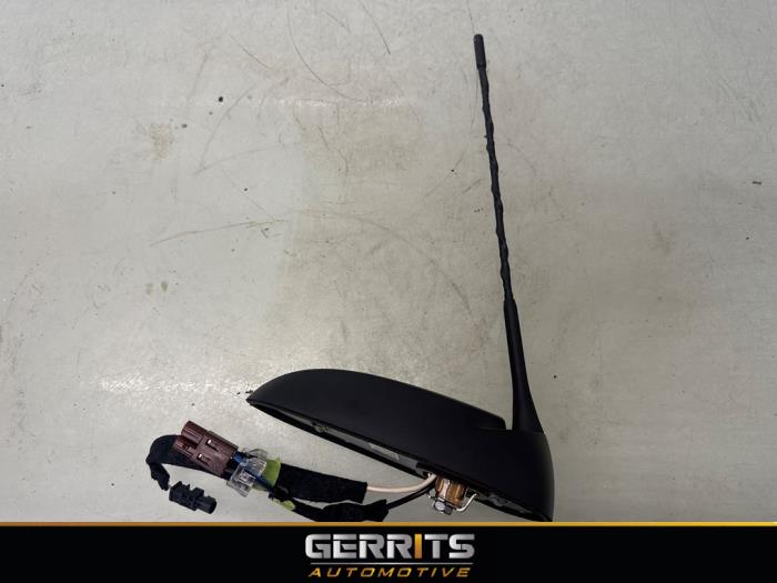 Używane Antena Opel Adam 1.0 Ecotec 12V SIDI Turbo Cena € 59,99 Procedura marży oferowane przez Gerrits Automotive BV
